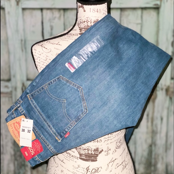 Levi’s Denim Jeans - Picture 2 of 8